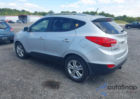 2013 Hyundai Tucson Gls z USA, uszkodzony, nr VIN KM8JUCAC0DU696226